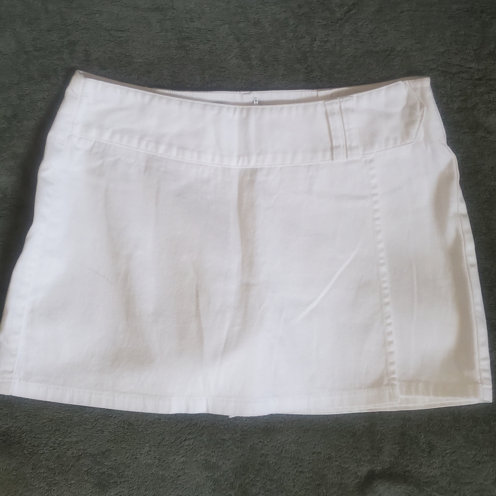 NWOT Tennis/Casual Cotton Skorts, Bright White, Junior Size 7